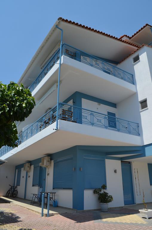Ammos Apartments Glífa Екстериор снимка