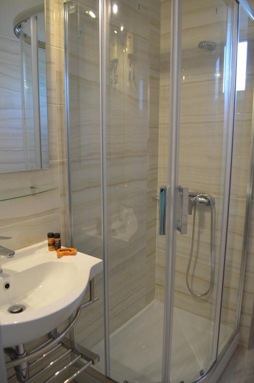 Ammos Apartments Glífa Екстериор снимка